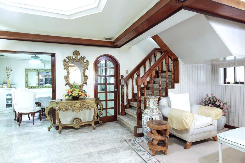 Big House In Quezon City マニラ市 エクステリア 写真