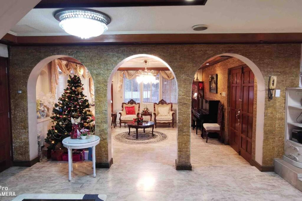 Big House In Quezon City マニラ市 エクステリア 写真