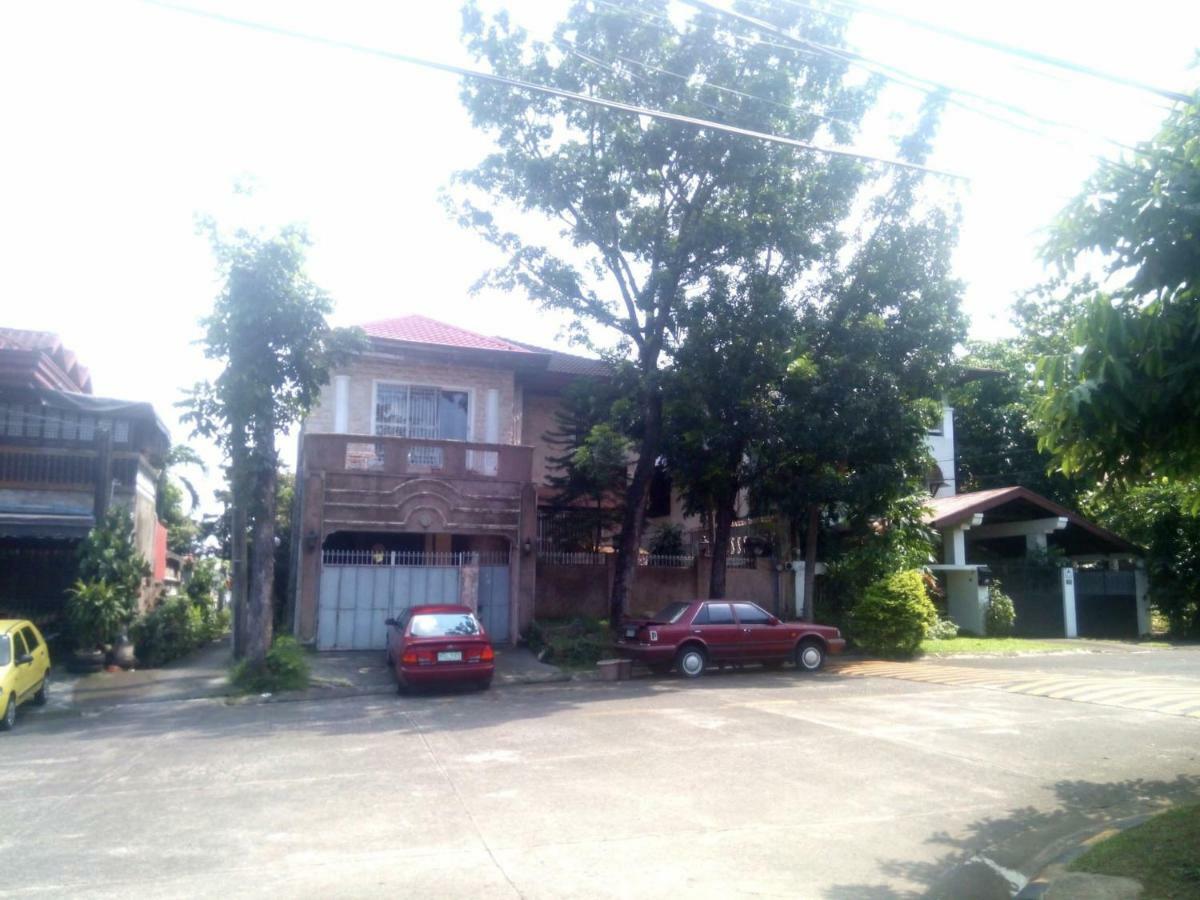 Big House In Quezon City マニラ市 エクステリア 写真